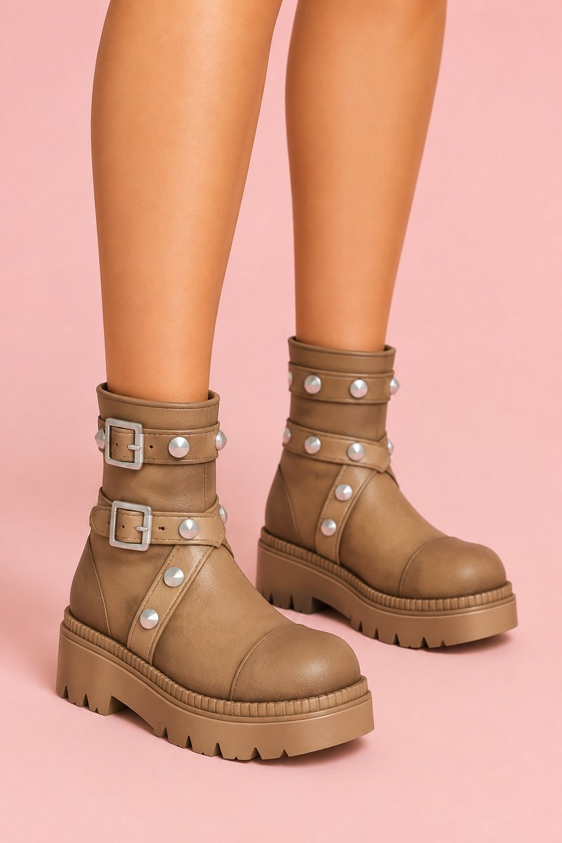 Shatter Boots custom content (CC) for Sims 4 by trillyke