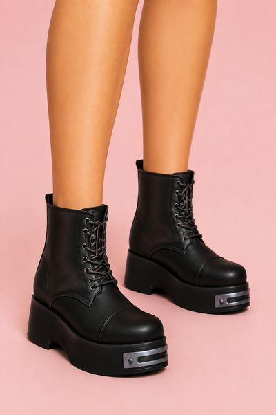 ✨ Boots Glow Up ✨Simple Mesh Edit custom content (CC) for Sims 4 by trillyke